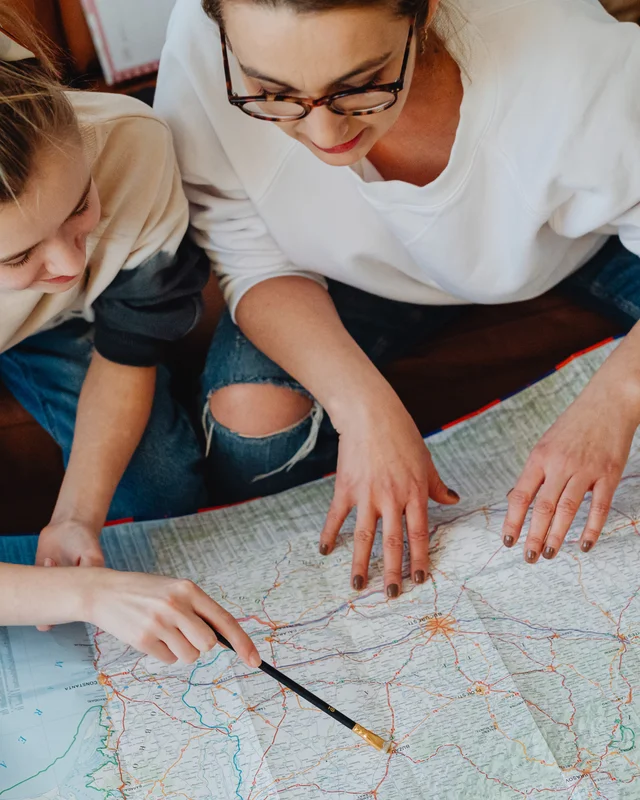 Belinda - Your Paris Tour Guide