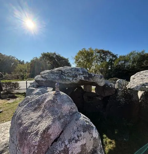 Carnac tumulus Neolithic burial chamber megalithic Brittany